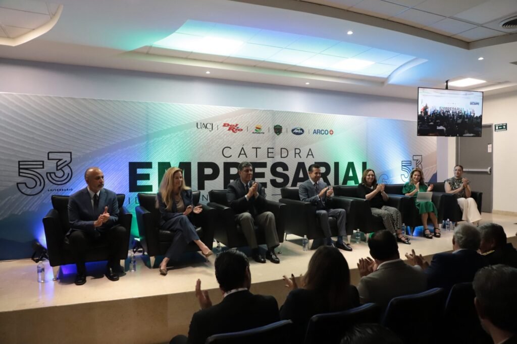 CATEDRA-EMPRESARIAL-CON-DE-LA-VEGA9