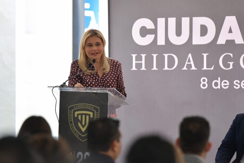 Maru Campos inaugura Ciudad Judicial en Parral