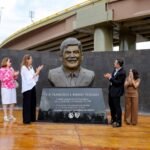 Honran a Francisco Barrio